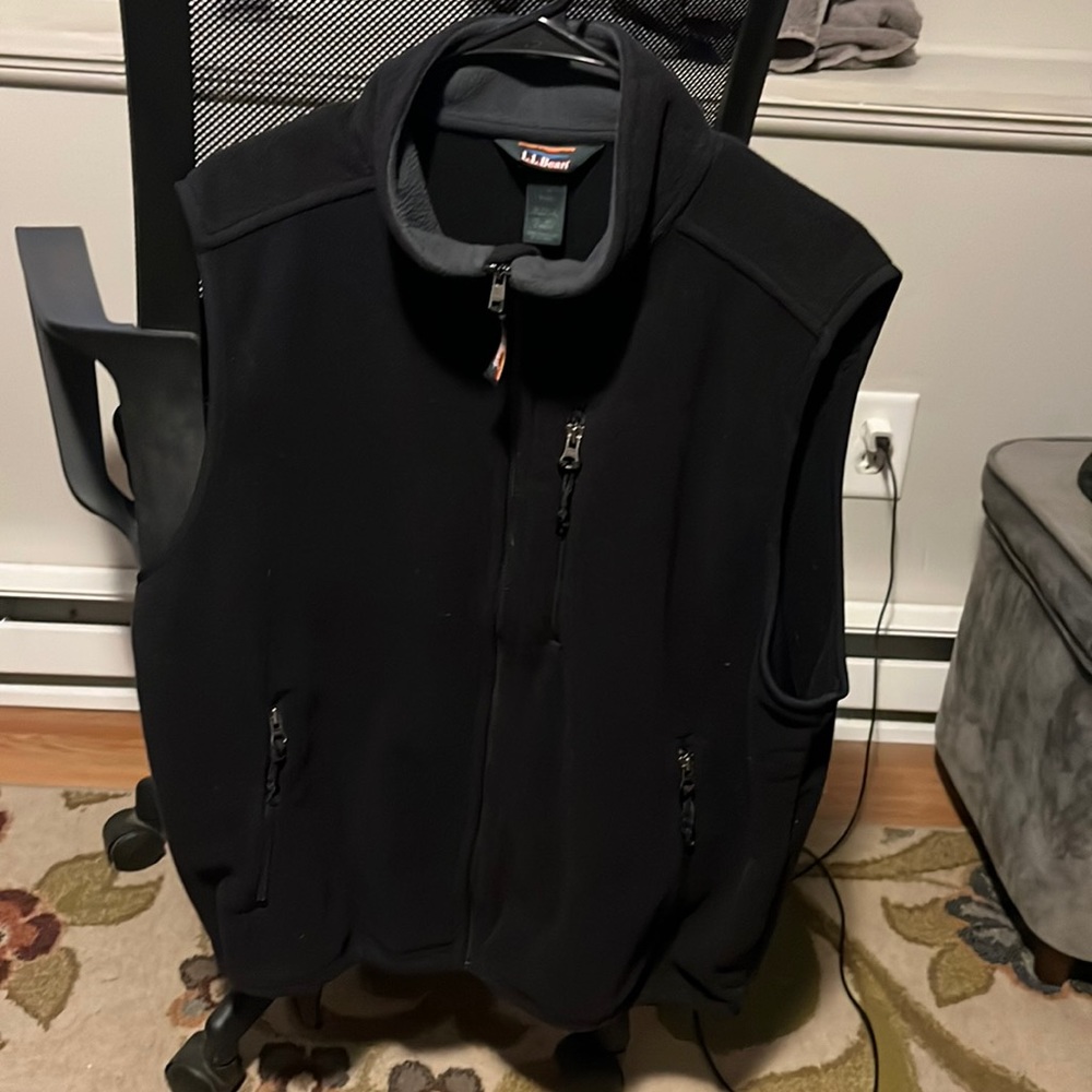 Black LL BEAN vest
